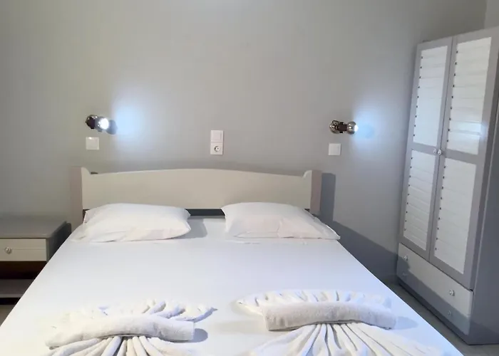 Plubis 3*
