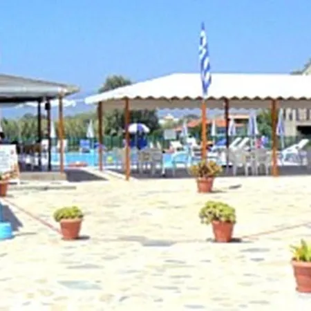 Hotel de apartamente Plubis 2*