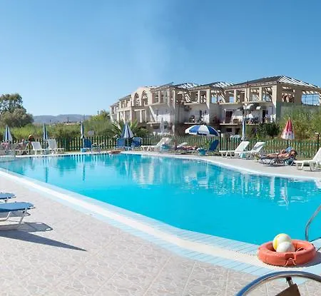 Hotel de apartamente Plubis Kalamákion