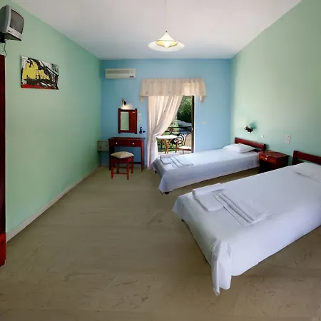 Plubis 3* Kalamákion